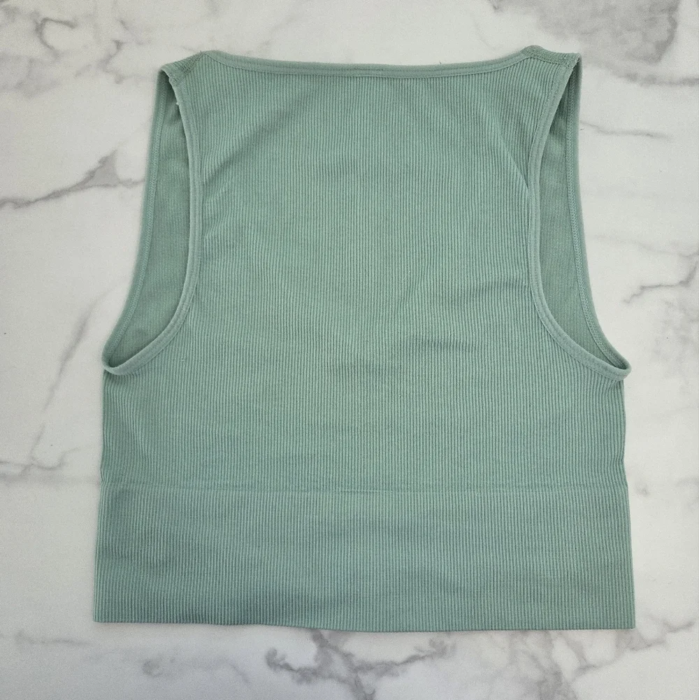 Forever 21 Ribbed Sage Green Crop Tank  Medium/Large - Picture 11 of 13